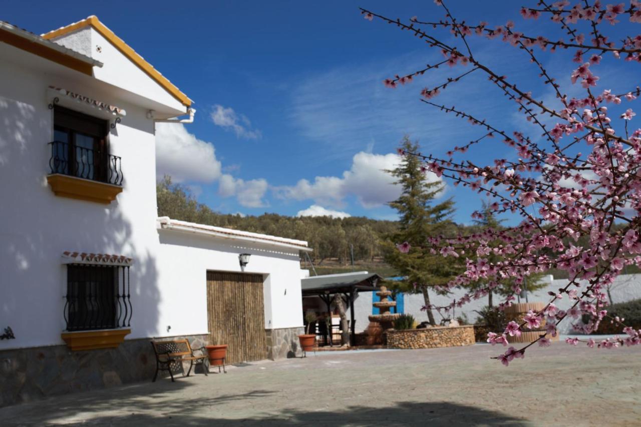 Casa De Las Montanas Villanueva del Trabuco Esterno foto