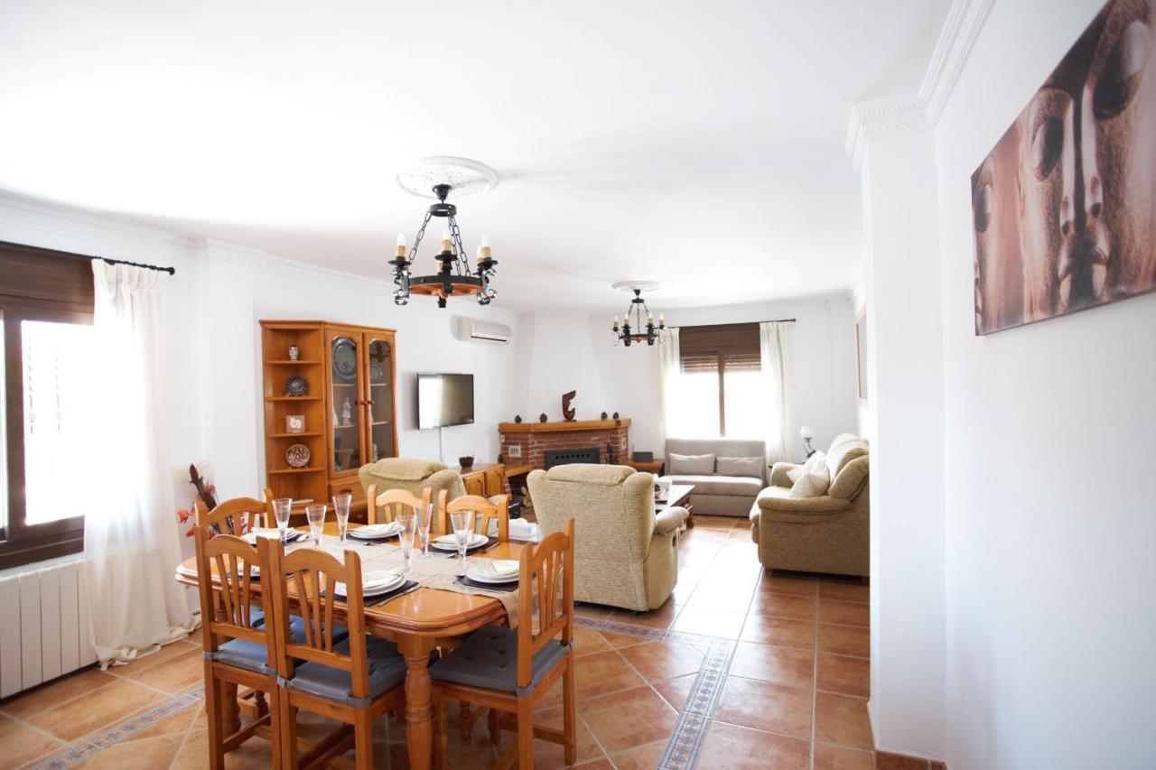 Casa De Las Montanas Villanueva del Trabuco Esterno foto